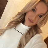 chica_look