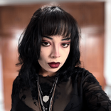 ellehaunted_