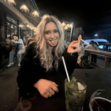 emilie_hevia