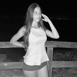 gabriieelaa02._