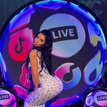 hollyster8