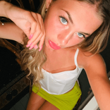 nicolecarielloo
