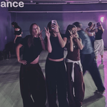 trio.dancers_