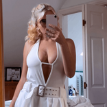 violet.lorraine.xo