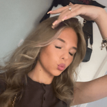 xhollie.08